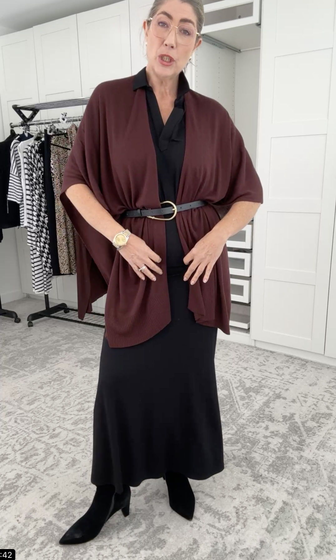 Nat Angel @letmetrybeforeyoubuy wearing Lou Lou Australia bamboo clothing