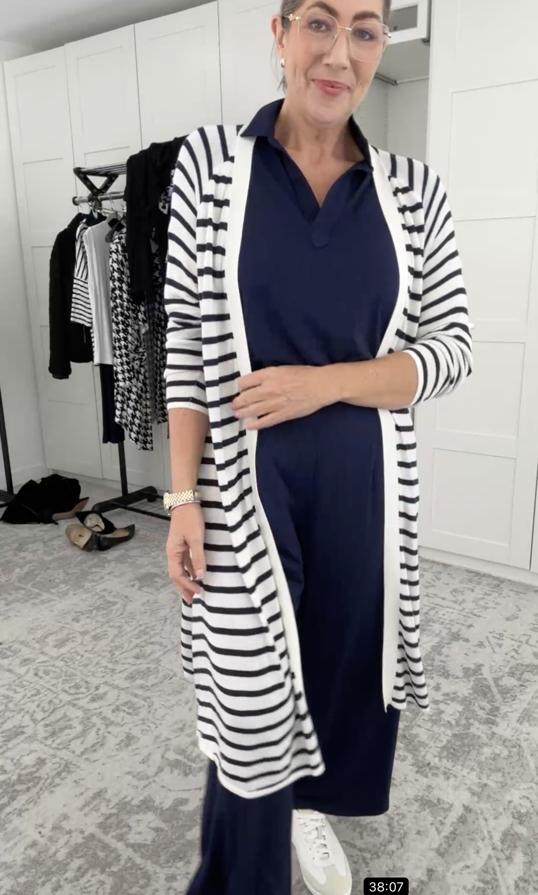 Nat Angel @letmetrybeforeyoubuy wearing Lou Lou Australia bamboo clothing