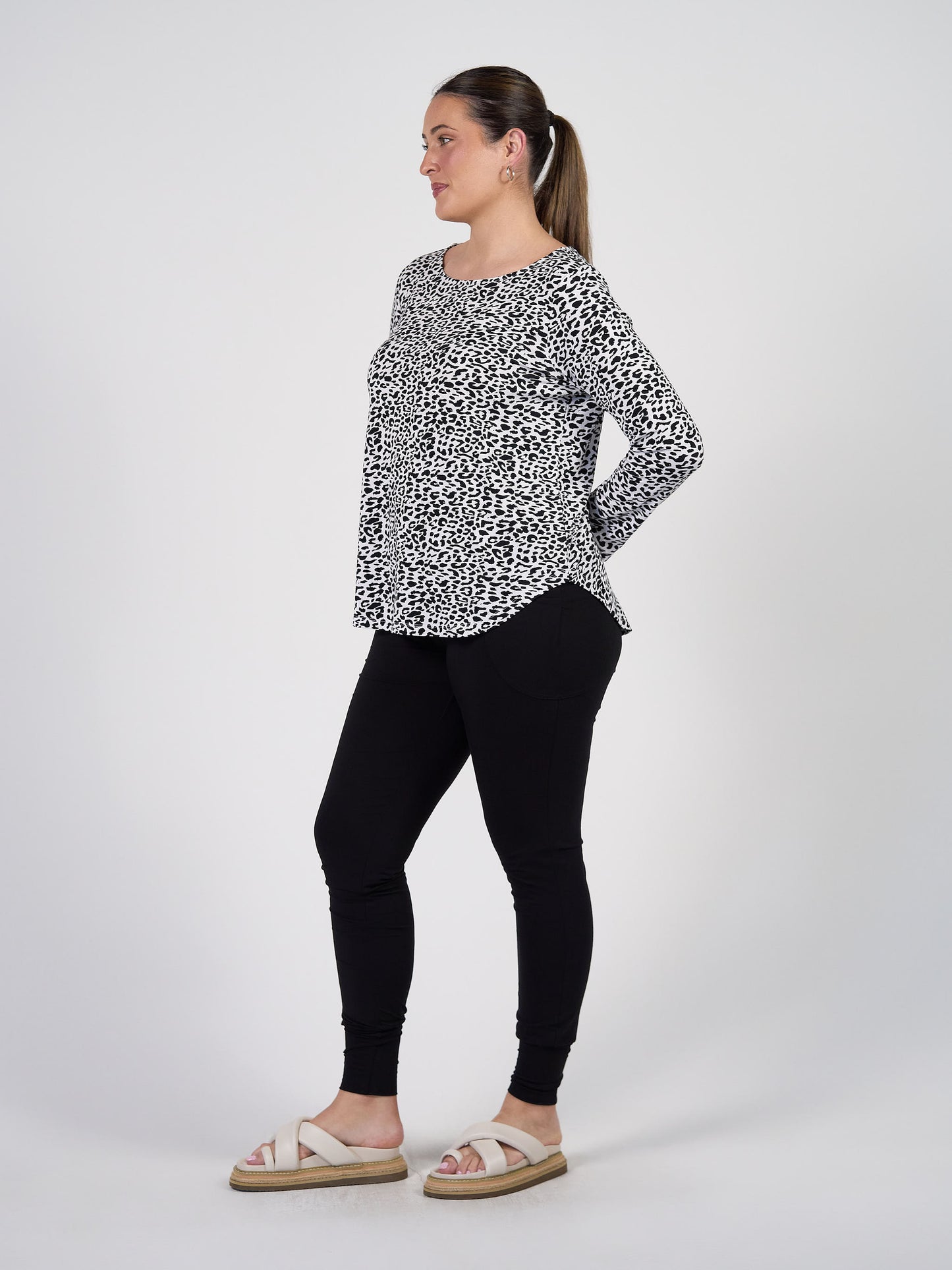 Gaga Bamboo Cuffed Sweat Pant - Black