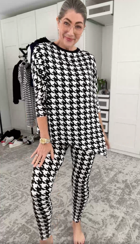 Nat Angel @letmetrybeforeyoubuy wearing Lou Lou Australia bamboo clothing