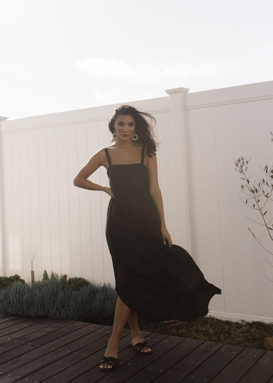 Begonia Sleeveless Silk Maxi Dress - Black