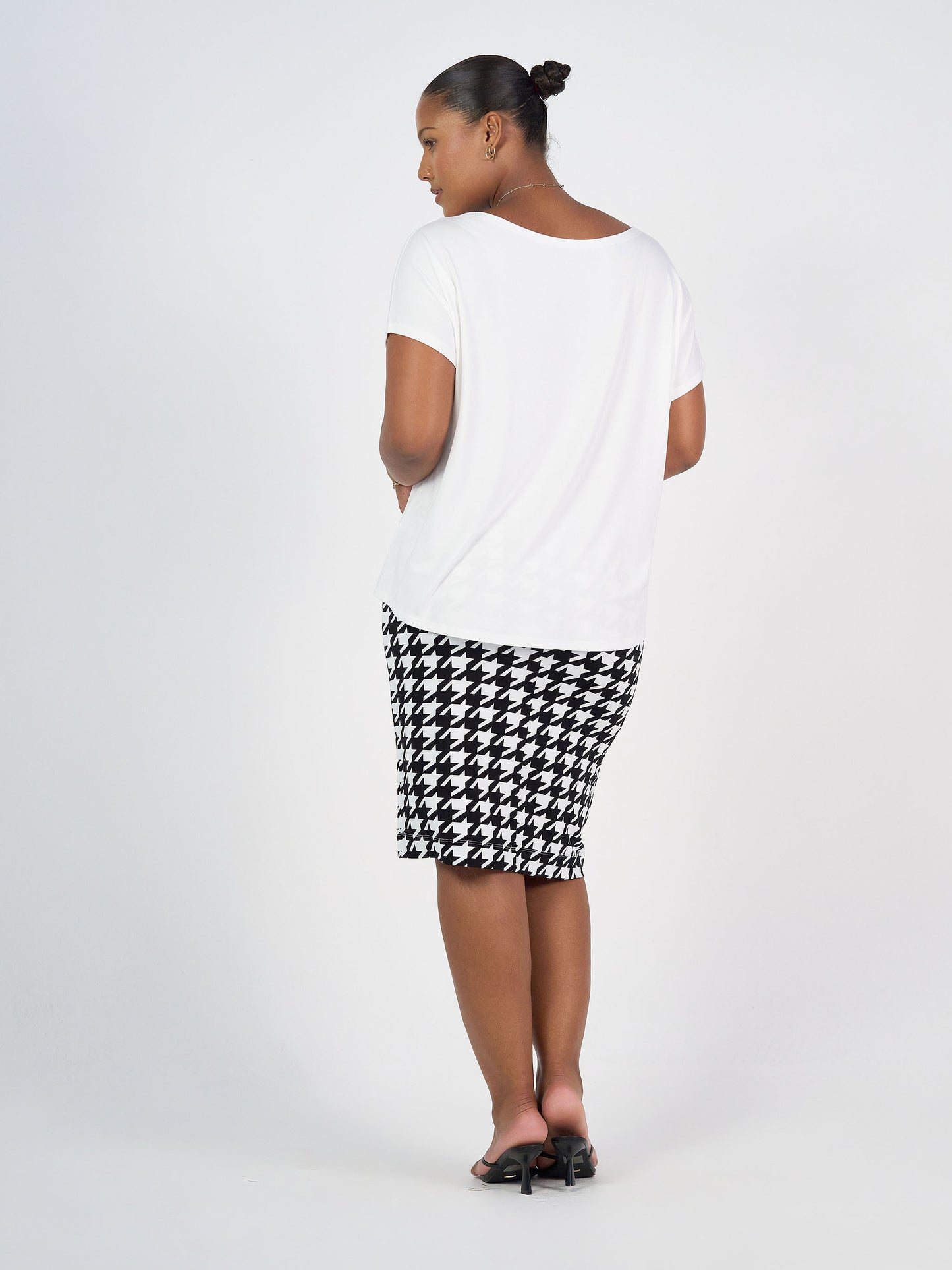 Midi Bamboo Whitney Tube Skirt - Houndstooth