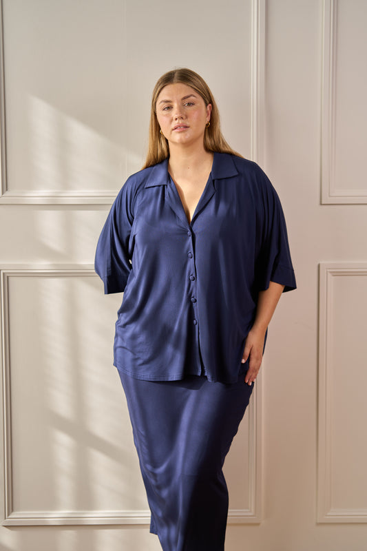 Alanis 3/4 Sleeve Collared Bamboo Shirt - Navy
