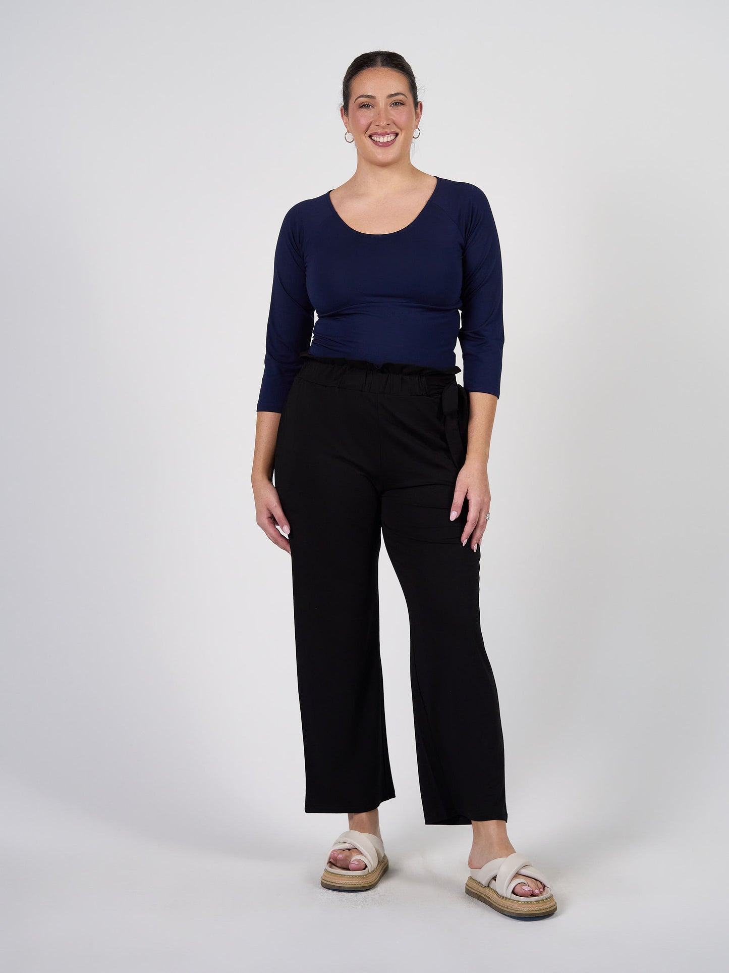 Ava 3/4 Sleeve Cropped Bamboo Top - Navy