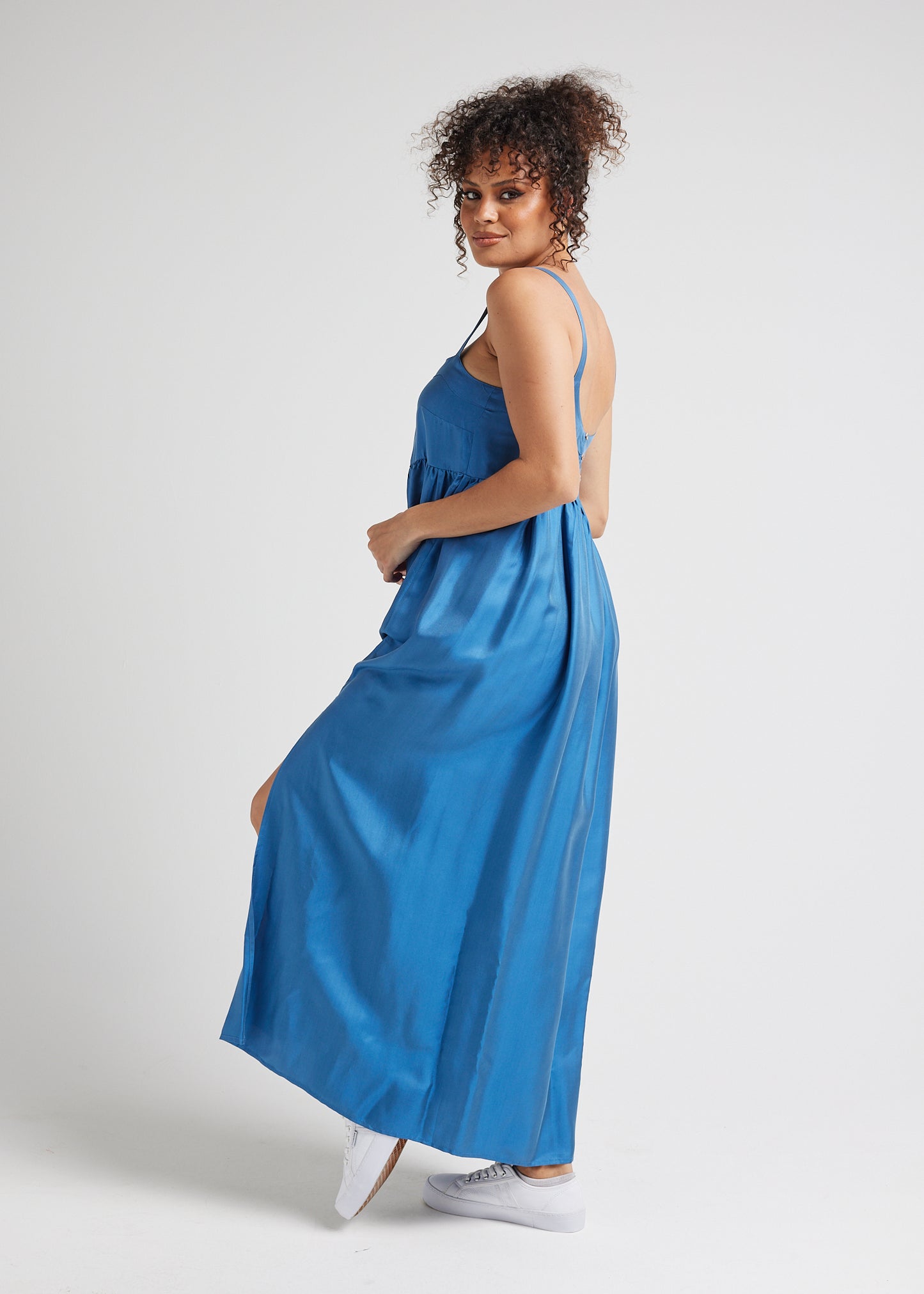 Begonia Sleeveless Silk Maxi Dress - Ocean Blue