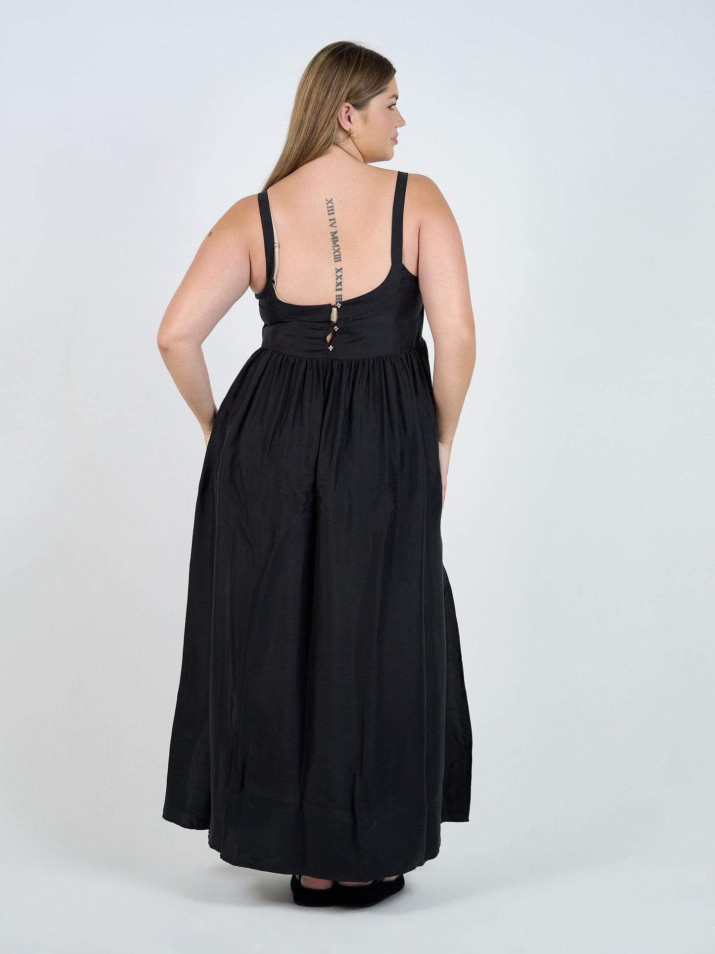 Begonia Sleeveless Silk Maxi Dress - Black