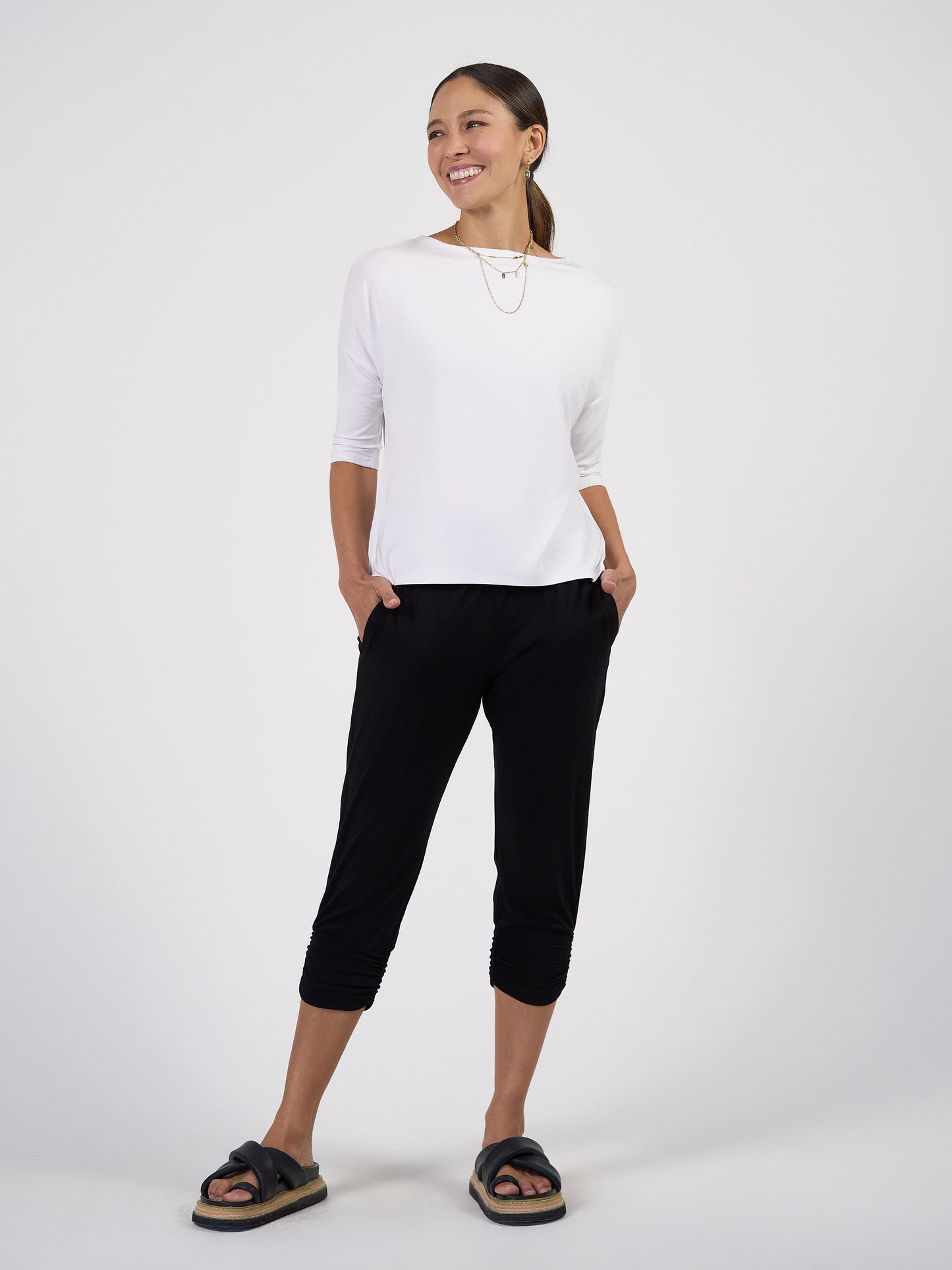 Perry Bamboo Cropped Pants - Black