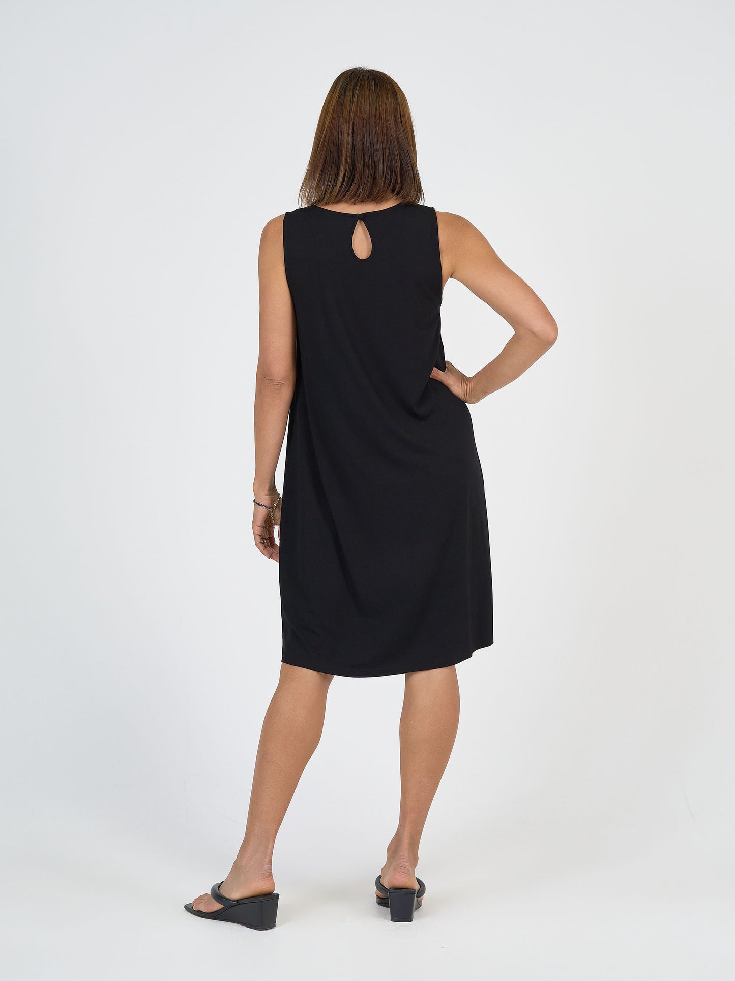 Lou Lou Australia Bamboo Sleeveless black knee length shift dress 