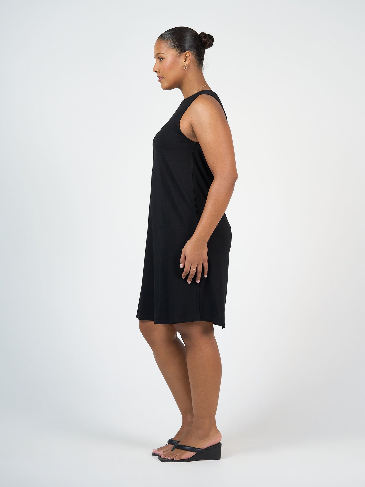 Lou Lou Australia Bamboo Sleeveless black knee length shift dress 