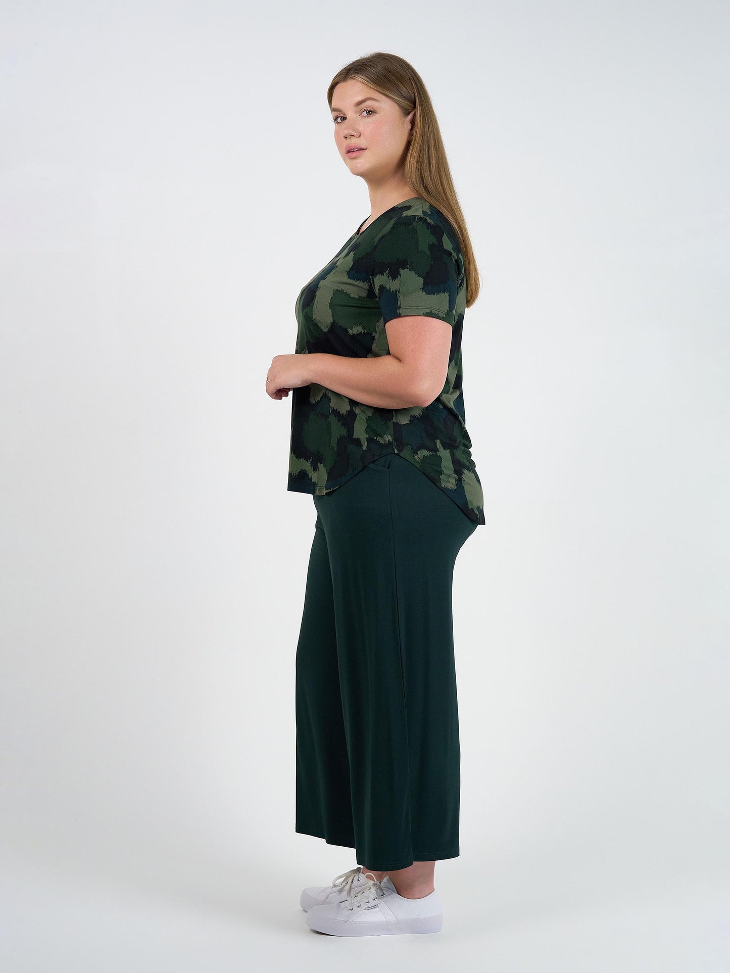 Ciara 7/8 Length Bamboo Culotte Pant - Dark Green