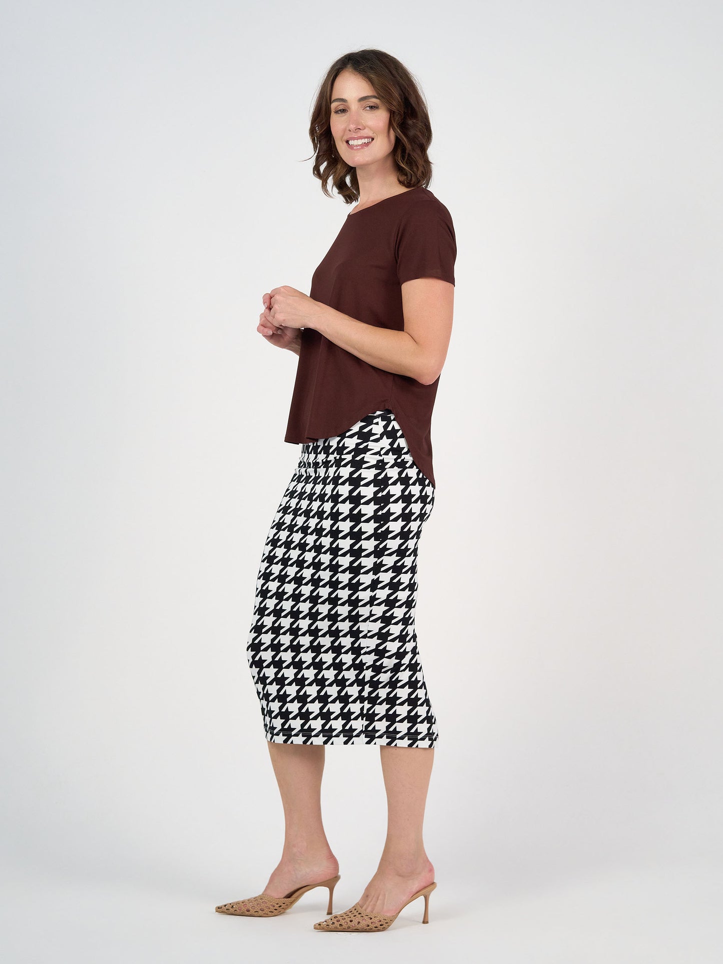 Janis Short Sleeve Bamboo T-Shirt - Burgundy