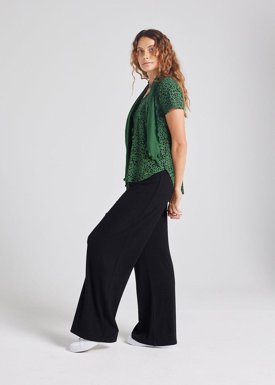 Veronica Bamboo V-Neck T-Shirt - Green Leopard