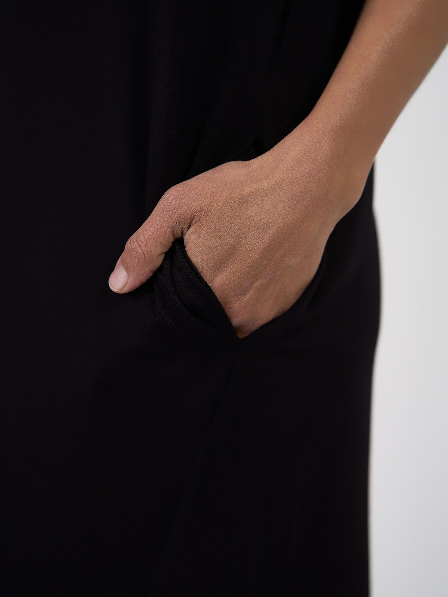 Nicks Bamboo Short Sleeve T-Shirt Dress - Black