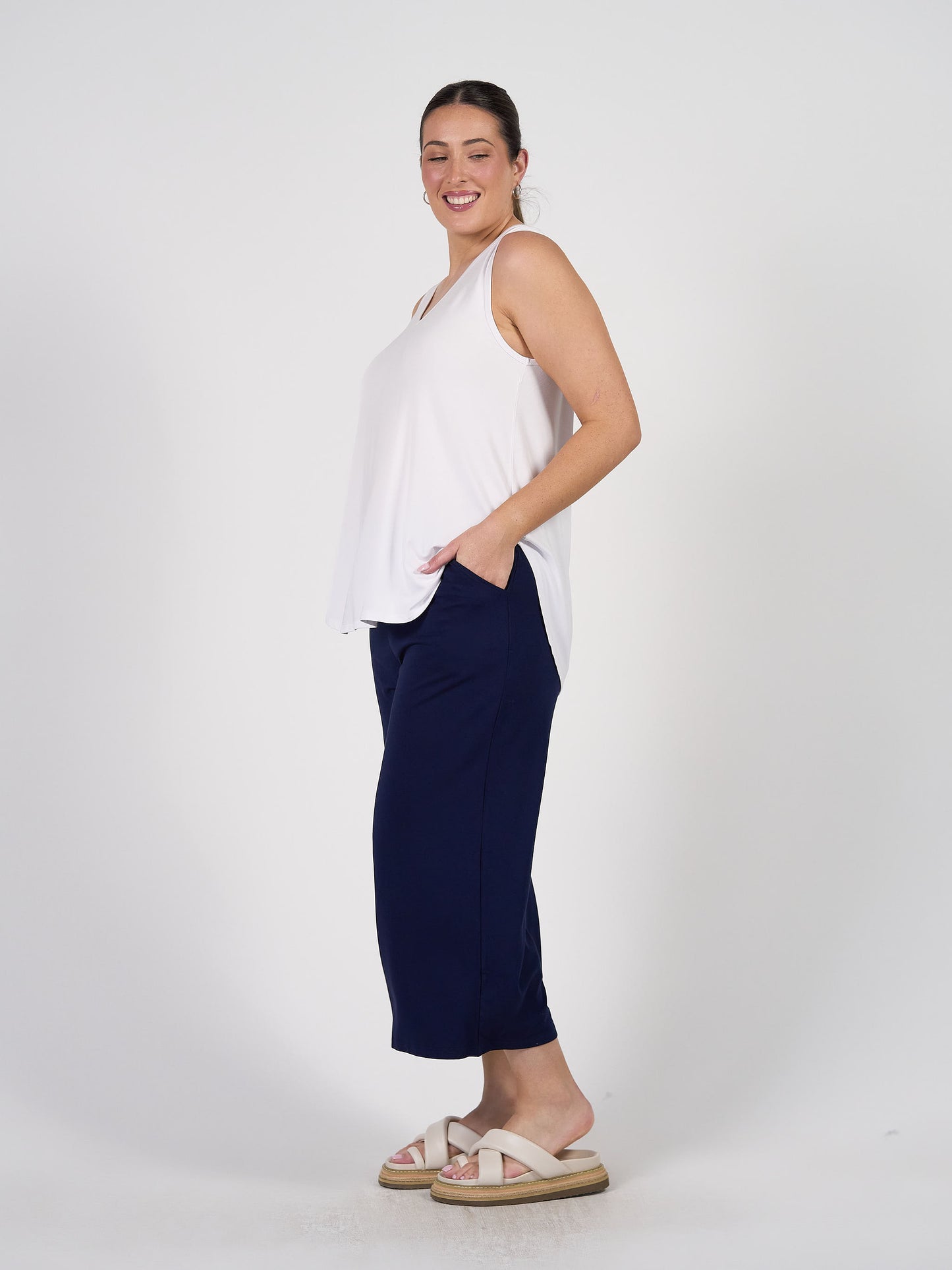 Ciara 7/8 Length Bamboo Culotte Pant - Navy