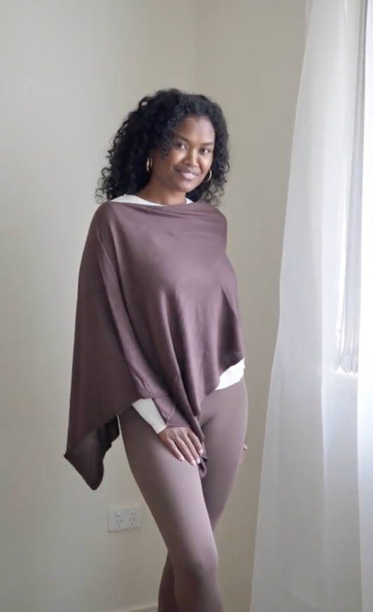 @melanesian.mumma in lou lou australia cashmere poncho and bamboo leggings