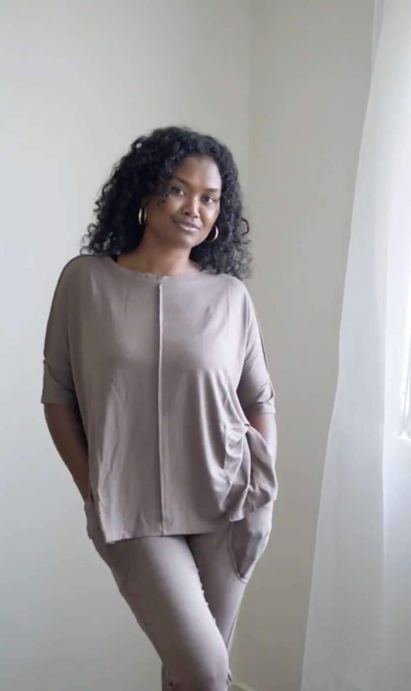 @melanesian.mumma in lou lou australia brown bamboo jogger pant and long sleeve bamboo top