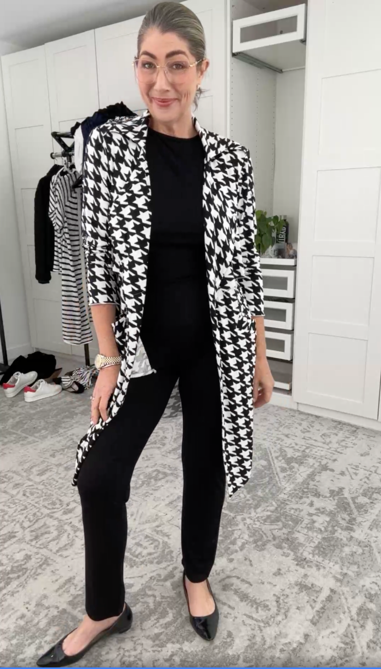 Nat Angel @letmetrybeforeyoubuy wearing Lou Lou Australia bamboo clothing