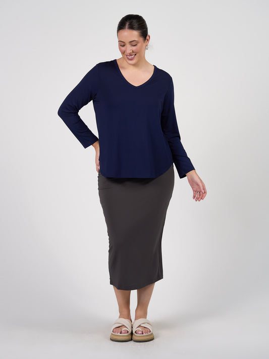 Sia V Neck Bamboo Longsleeve Top - Navy