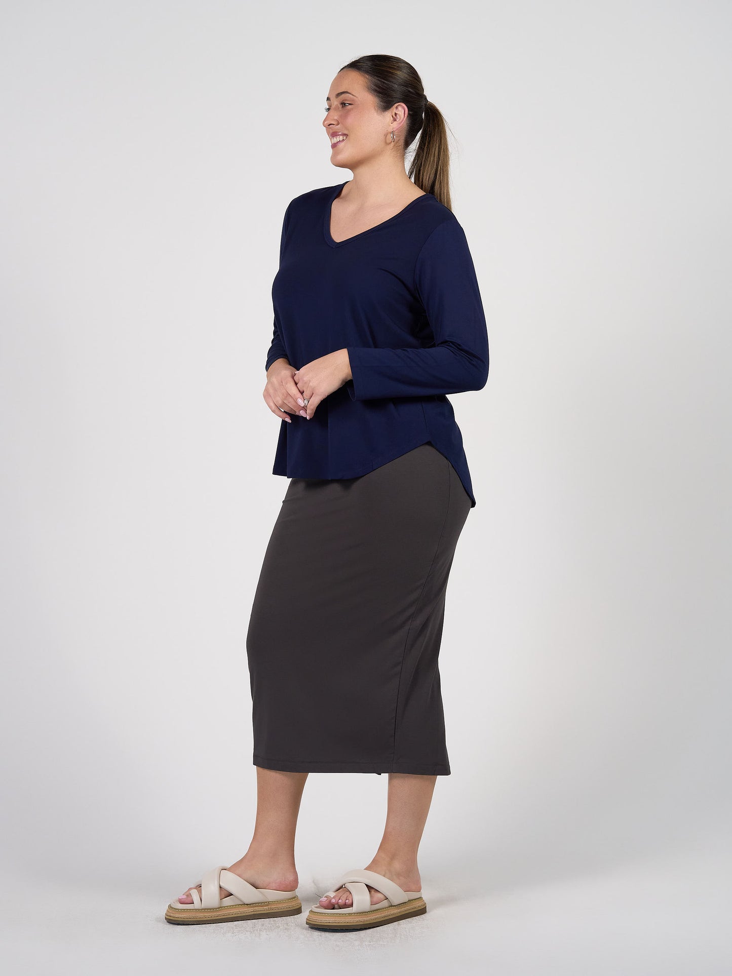 Sia V Neck Bamboo Longsleeve Top - Navy