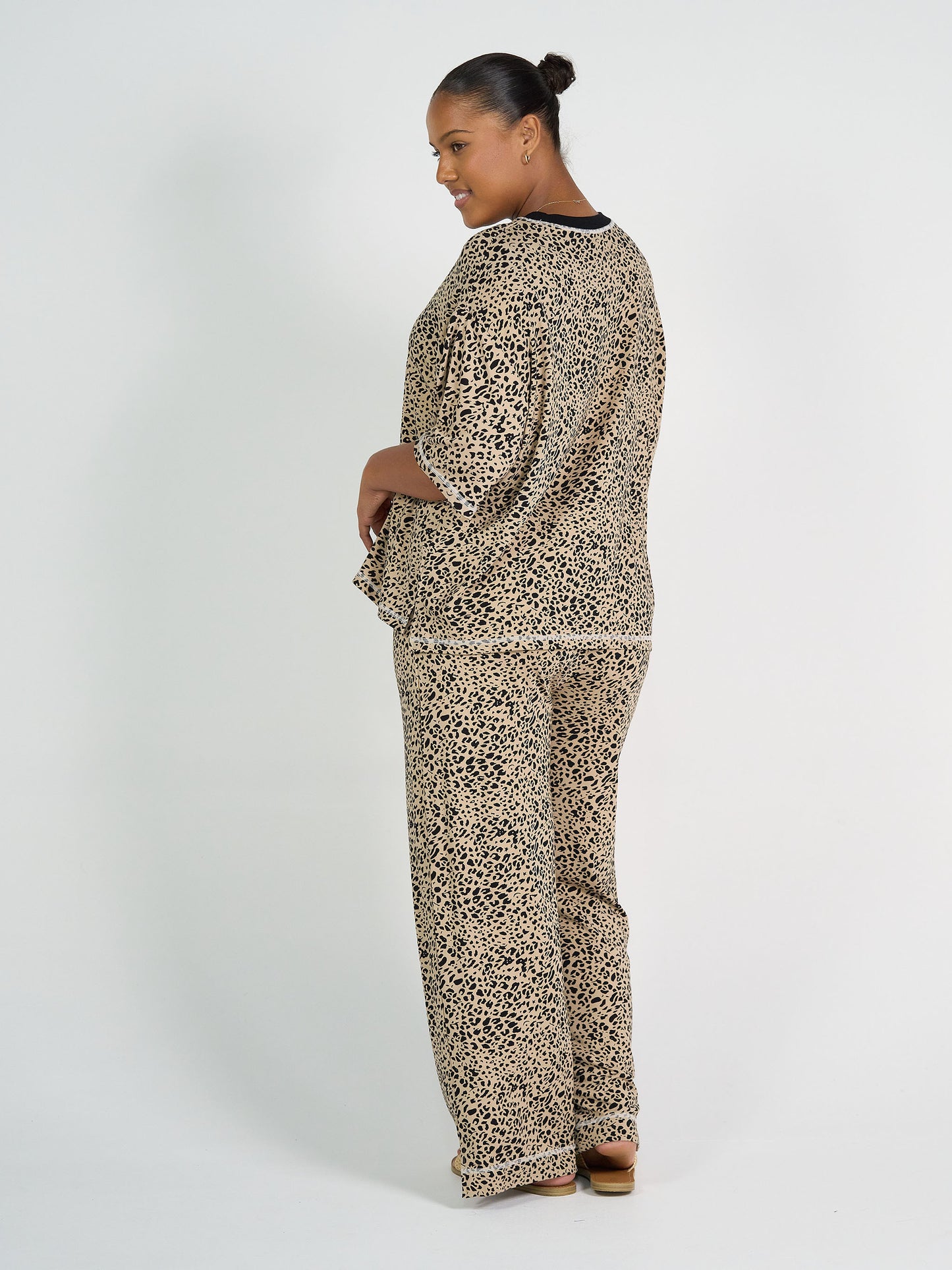 Spears Bamboo T-Shirt - Brown Leopard