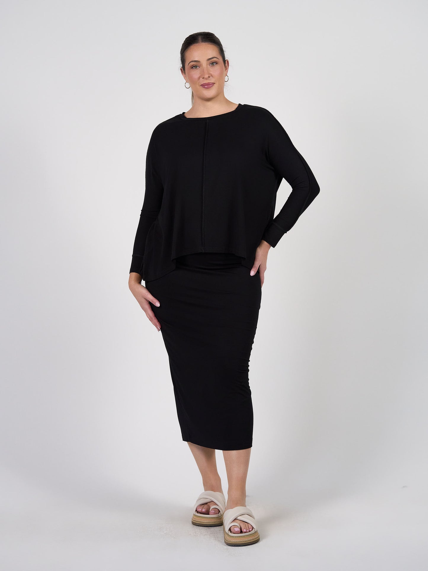 Stella Longsleeve Oversized Bamboo Slouch Top - Black