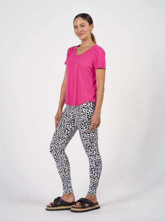 Veronica Bamboo V-Neck T-Shirt - Fuschia