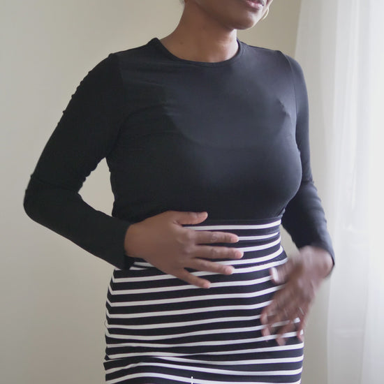 @melanesian.mumma in lou lou australia bamboo top and striped skirt