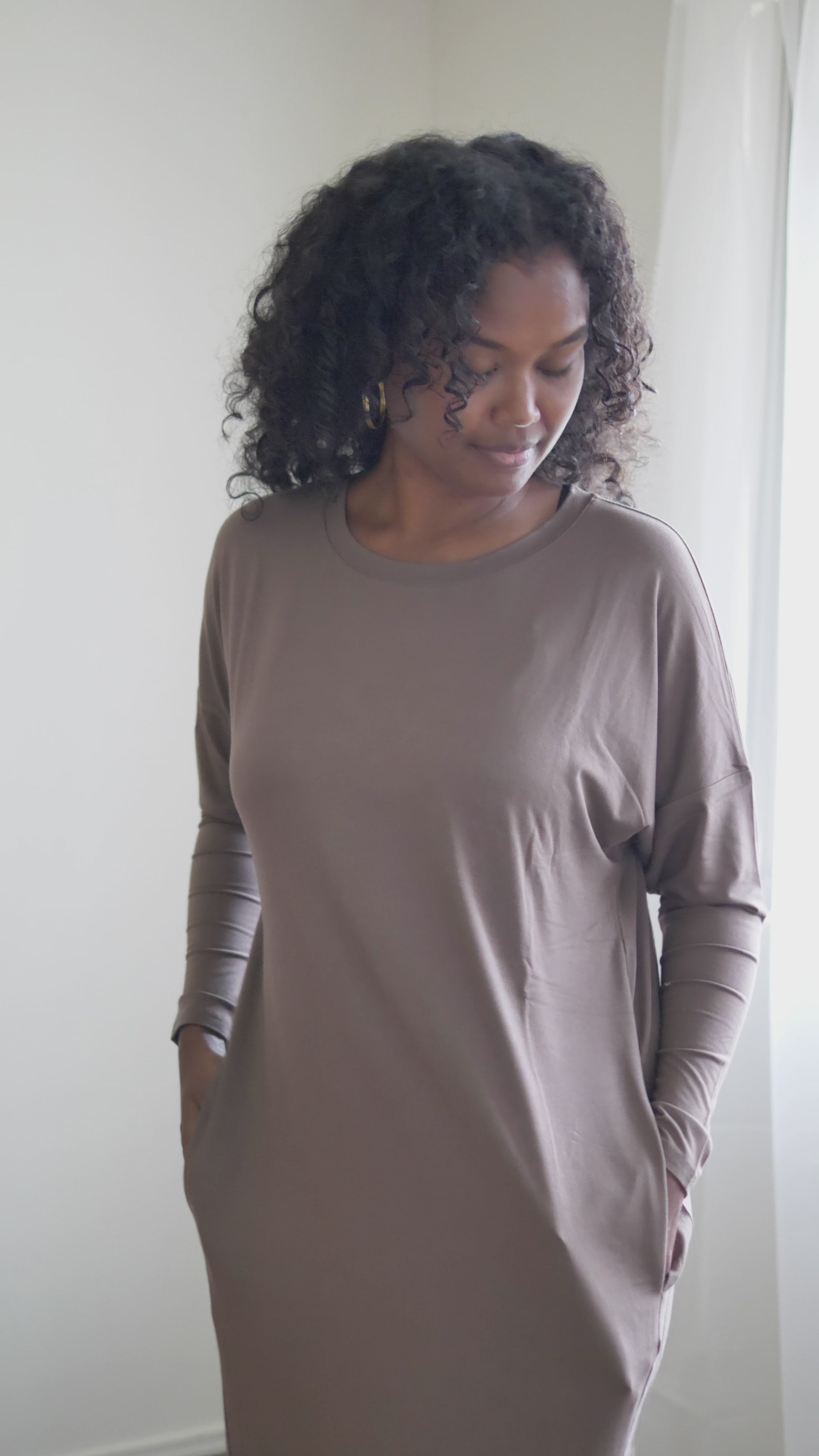 @melanesian.mumma in lou lou australia long sleeve bamboo dress