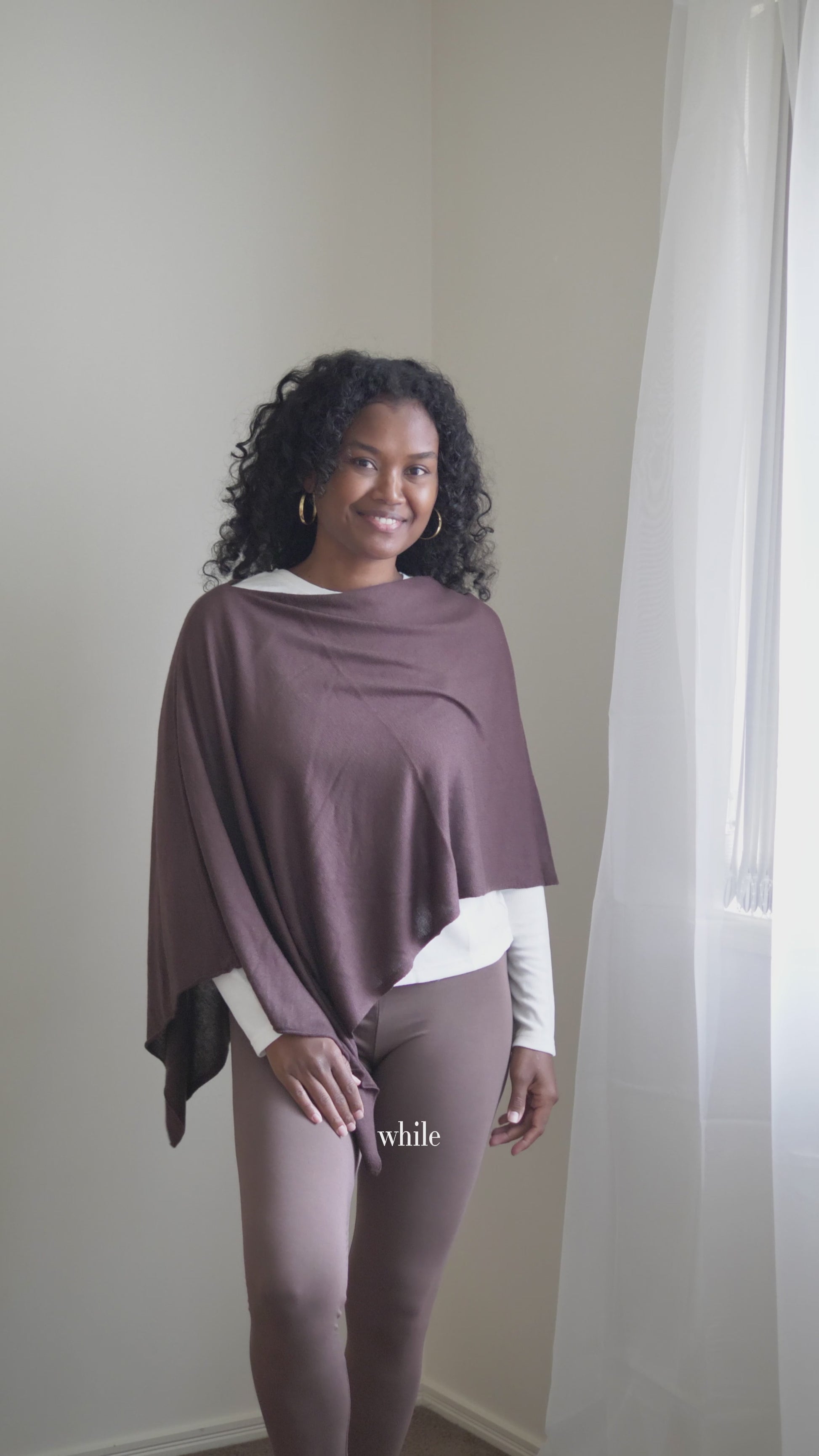 @melanesian.mumma in lou lou australia bamboo leggings and cashmere poncho