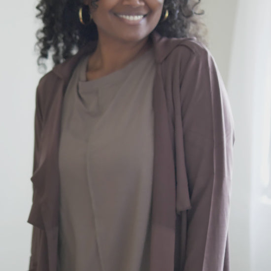 @melanesian.mumma in lou lou australia brown bamboo jogger pant and long sleeve bamboo top and trench coat